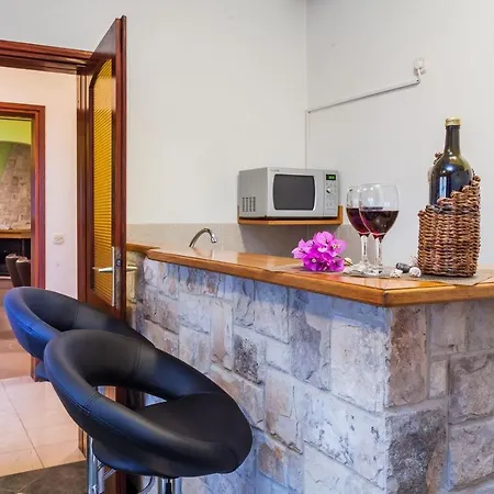 Seaside House With A Swimming Pool Prigradica, Korcula - 18788 Сasa de vacaciones *